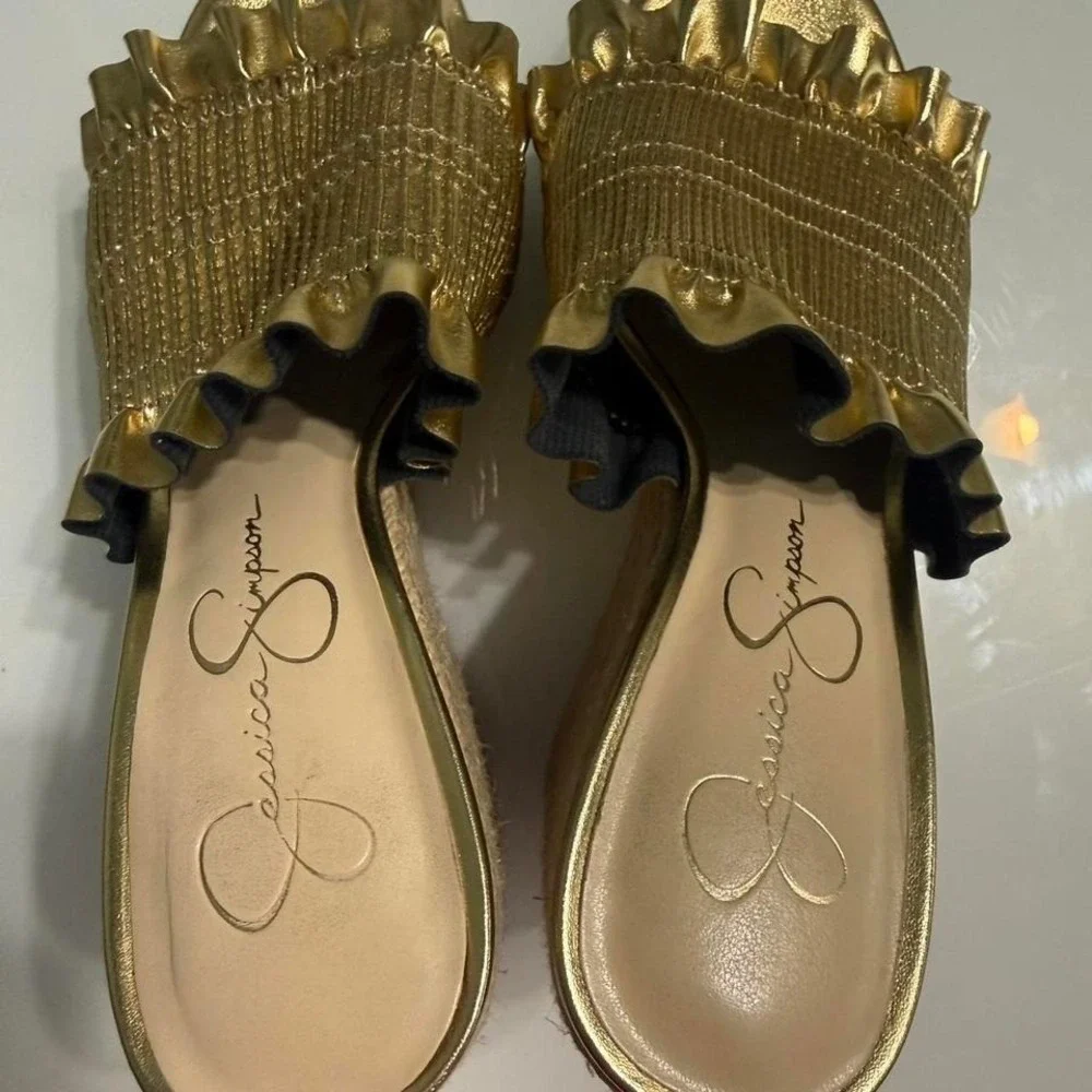 Jessica Simpson Gold Platform Espadrille Slides Ruffle Sandals Size 8.5